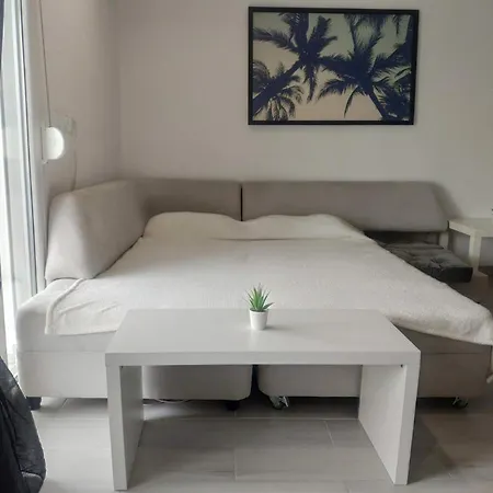 Apartment Blue Moon Renovated Nea Michaniona